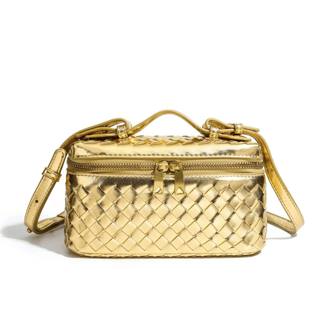 Bolsa Boston Trançada com Zíper Duplo e Alça Tiracolo