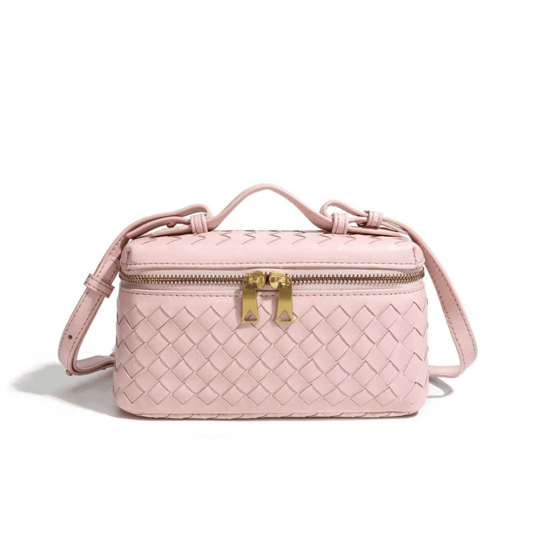 Bolsa Boston Trançada com Zíper Duplo e Alça Tiracolo