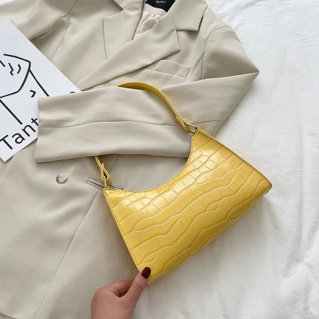 Bolsa Air Bag Meia-Lua Croco
