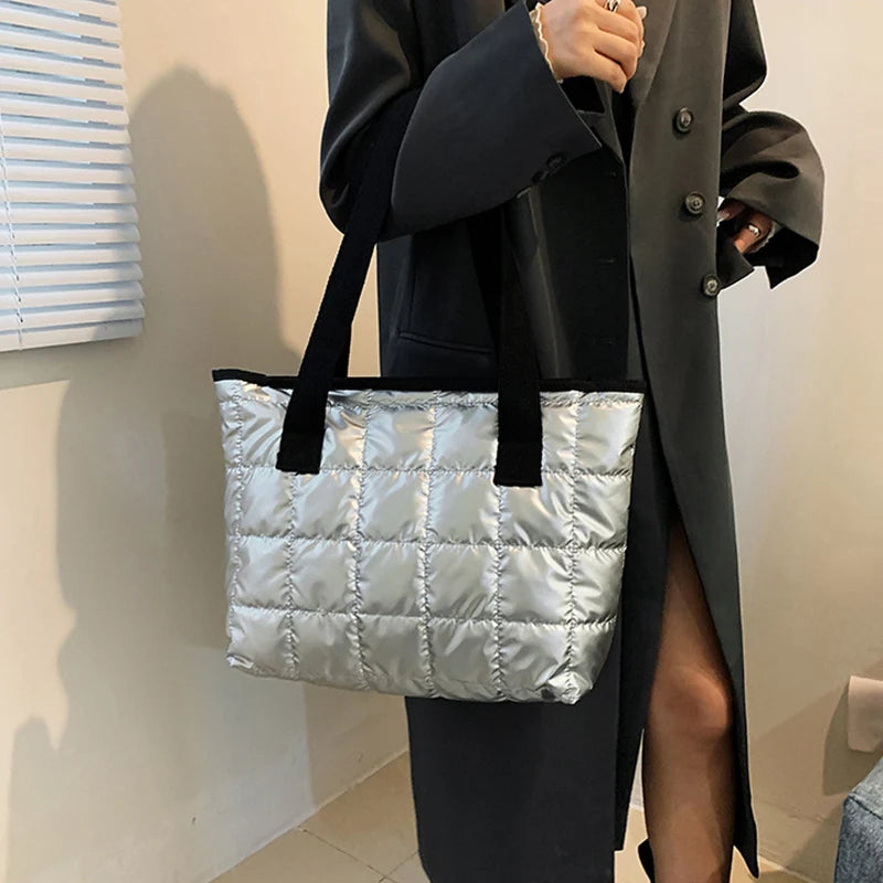 Bolsa Puffer Esportiva Metalizada Casual e Esportiva