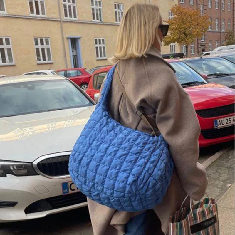 Bolsa Nuvem Plissada
