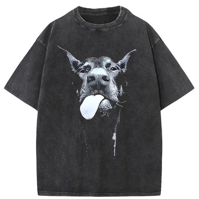Camiseta Masculina Gótica com Estampa de Cão e Letras