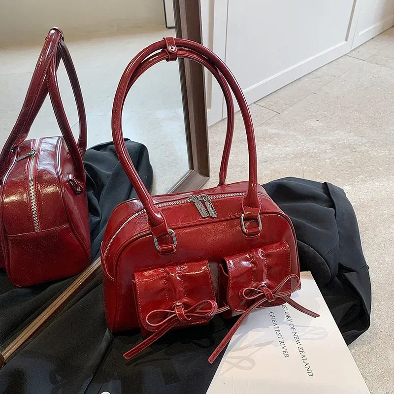 Bolsa Air Bag Vintage com Bolsos e Laços