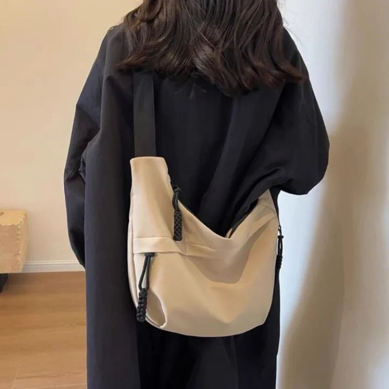 Bolsa Transversal de Nylon Casual
