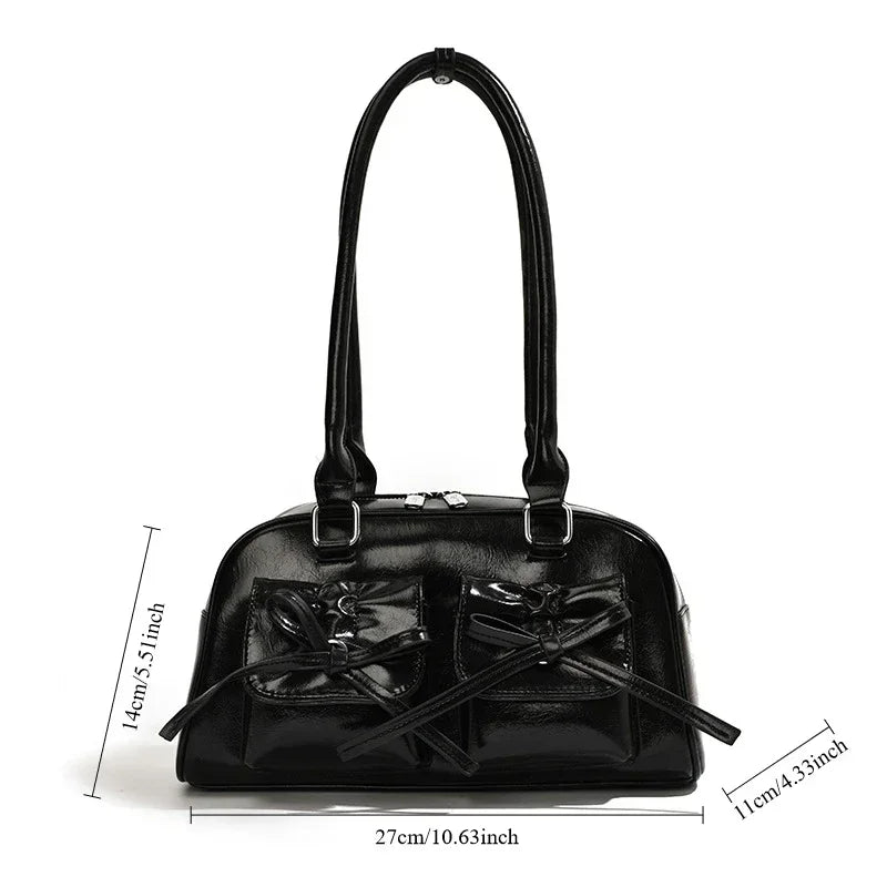 Bolsa Air Bag Vintage com Bolsos e Laços