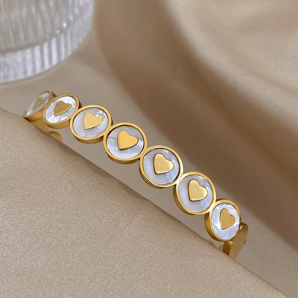 Bracelete Amor de Madrepérola