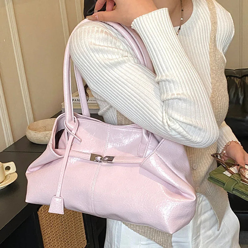 Bolsa Tote Grande Soft com Fecho Dourado