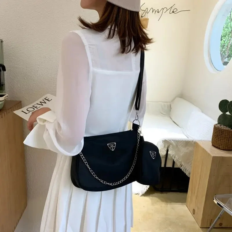 Bolsa Air Bag Shoulder com Corrente Prateada
