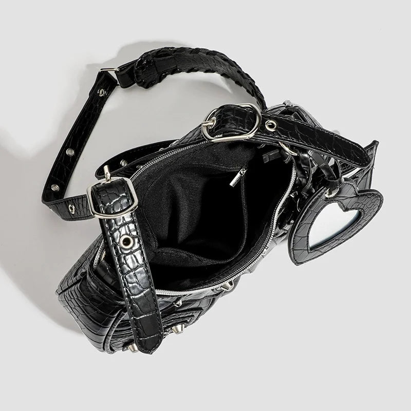 Bolsa Hobo com Rebites e Pochete Removível Estilo Retrô