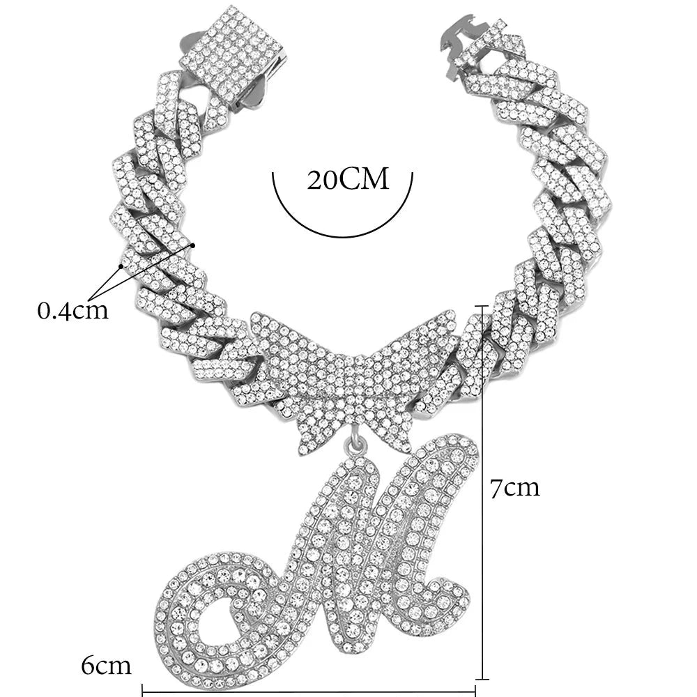 Conjunto Pulseira e Corrente Monograma de Borboleta com Inicial Letras  de A a Z Modelo Miami Iced Glam