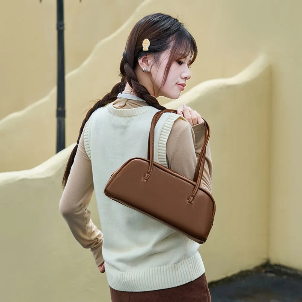 Bolsa Shoulder Baguette com Alças Duplas e Zíper
