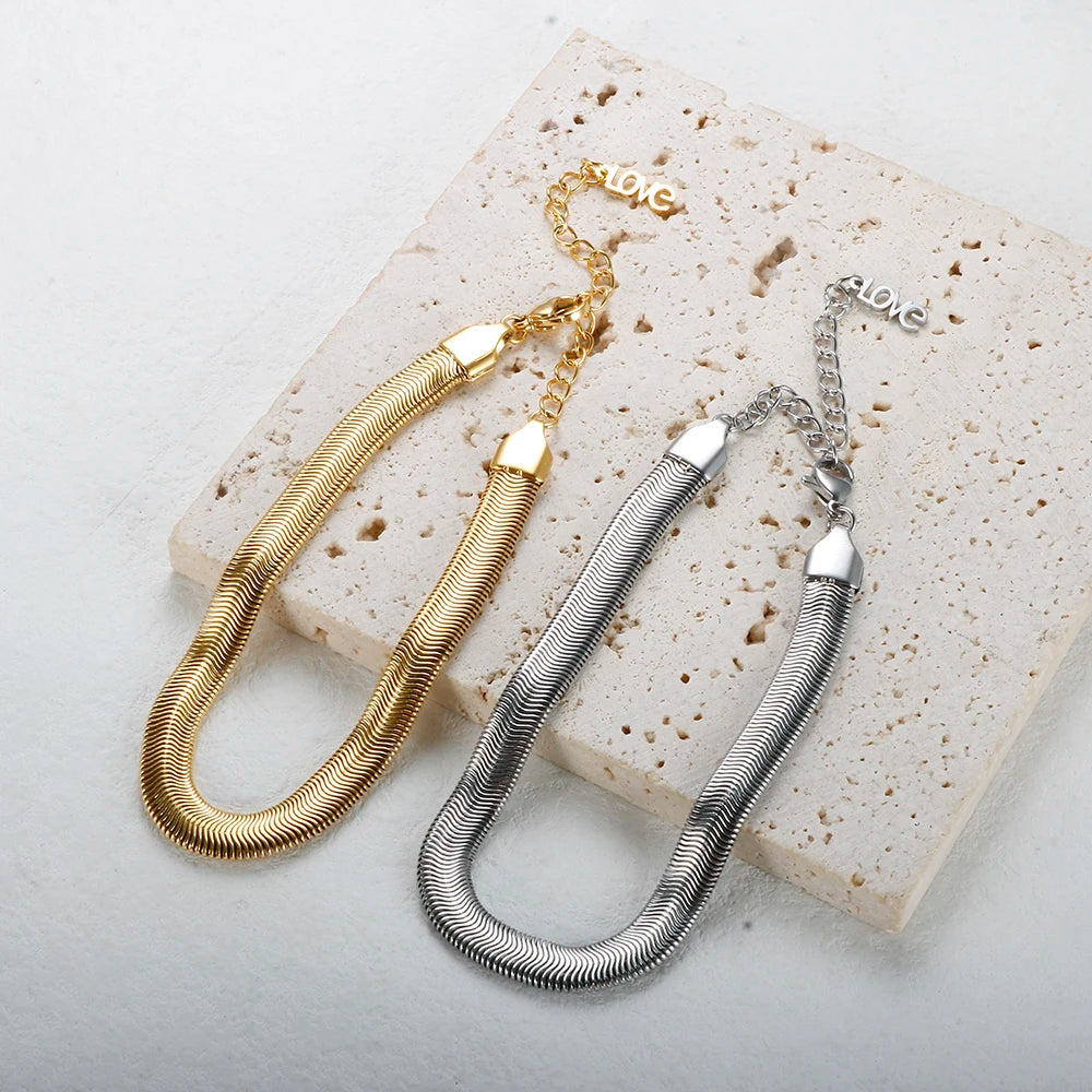 Conjunto de Pulseira e Colar em Aço Inoxidável Dourado