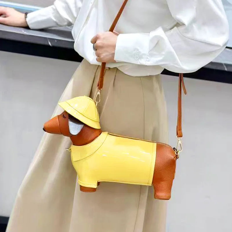 Bolsa Dachshund 3D com Chapéu em Couro PU