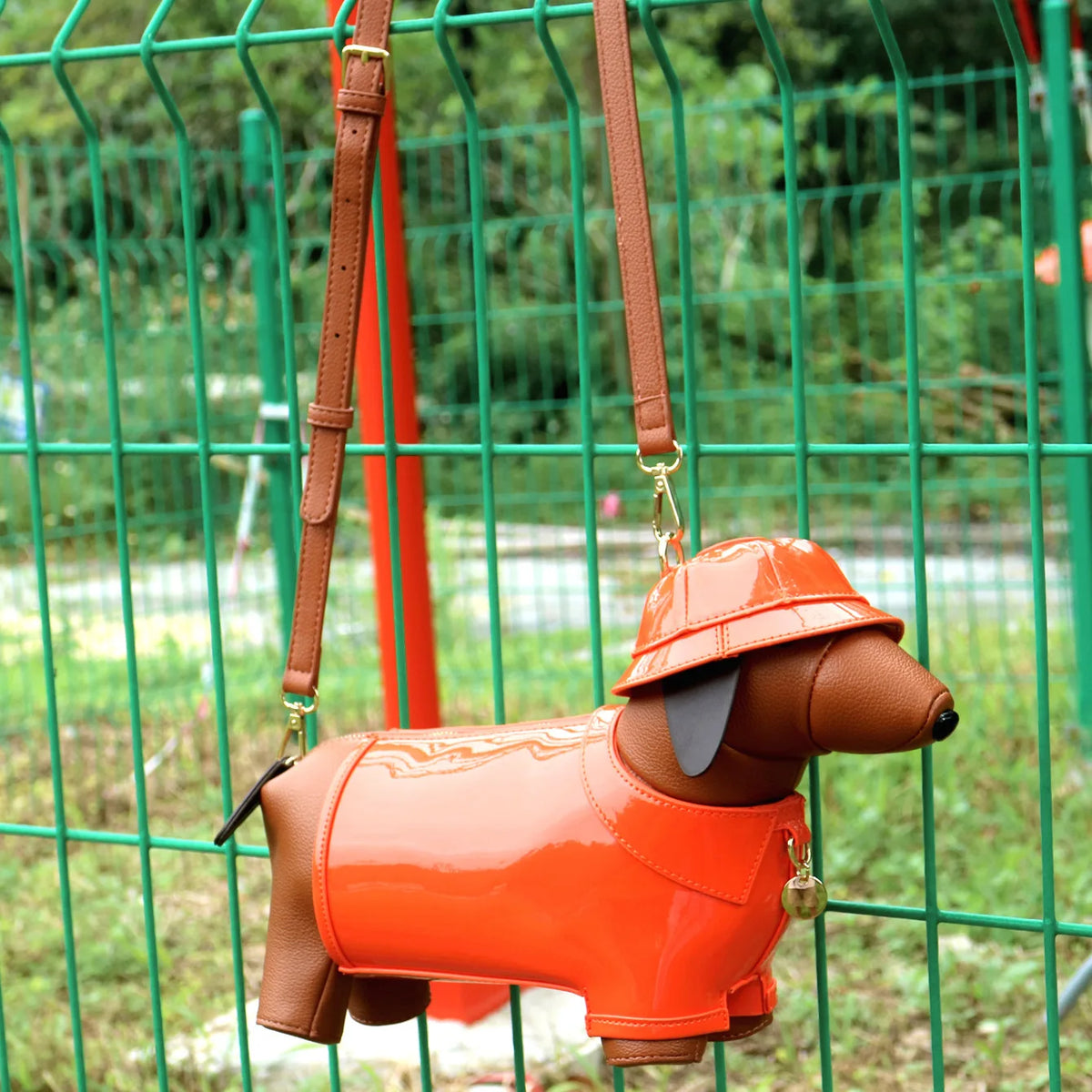Bolsa Dachshund 3D com Chapéu em Couro PU