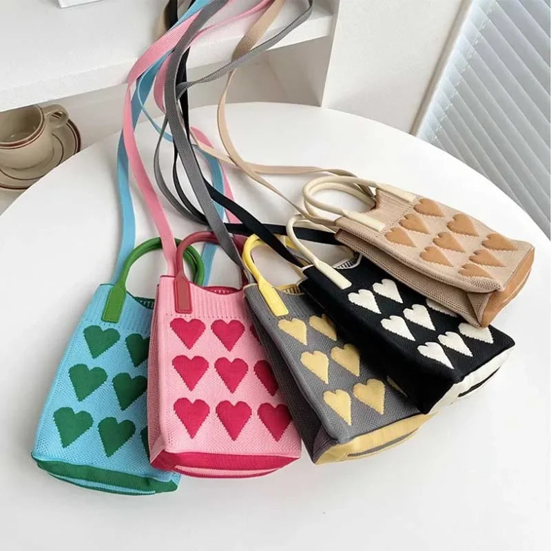 Bolsa Coração Tricotado