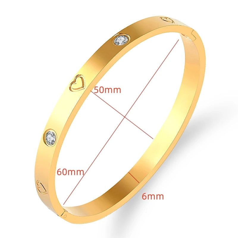 Pulseira com Letra Romana e Cristais em Aço Inoxidável