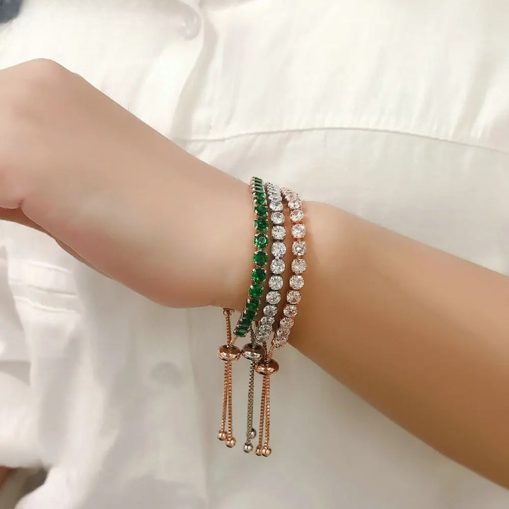 Pulseira Ajustável de Pérolas